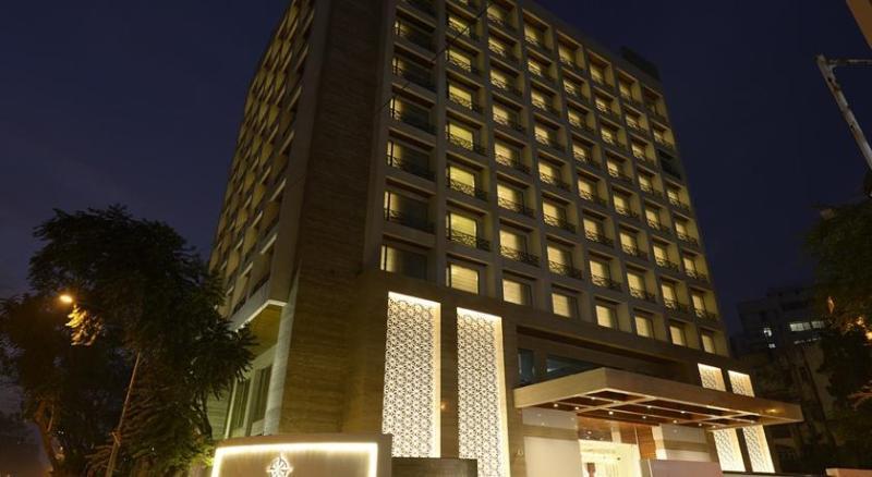 Genesis Hotel Near Mumbai Airport Экстерьер фото